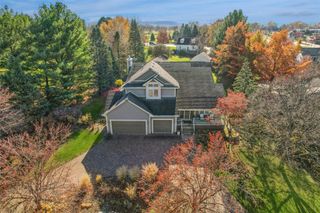 870 SE Walnut Ridge Drive, Waukee, IA 50263