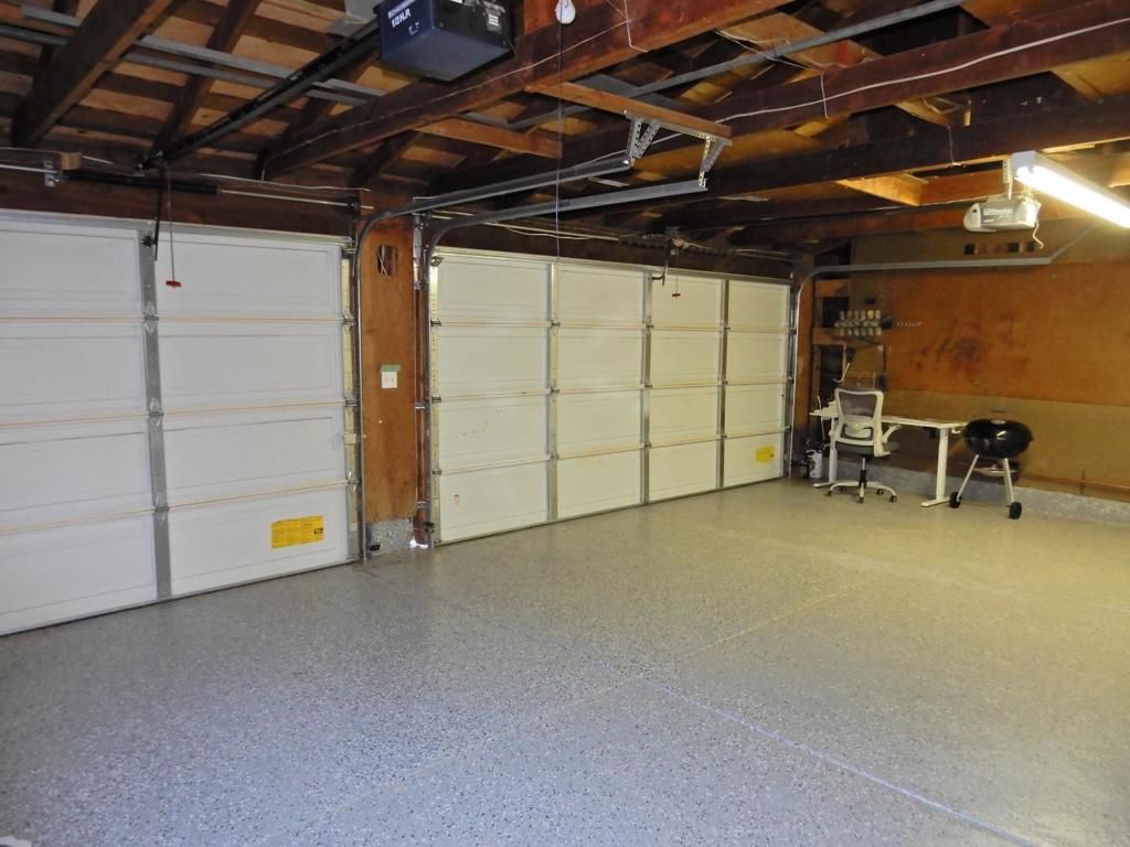 Image 24 of property listing at Address unavailable.