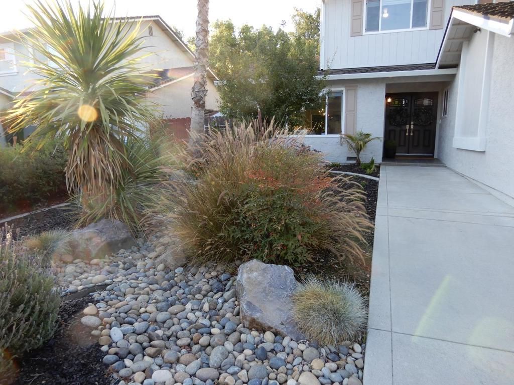 Image 3 of property listing at Address unavailable.