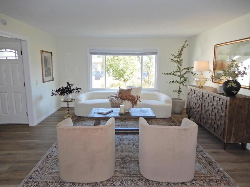 Image 5 of property listing at Address unavailable.