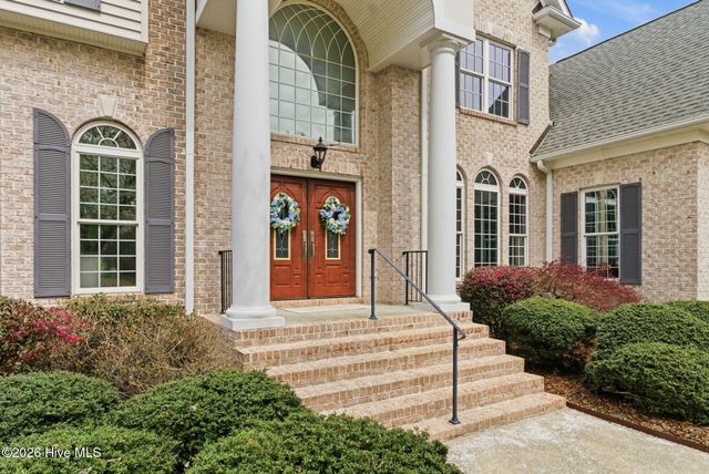 115 Rachels Point, West End, NC 27376