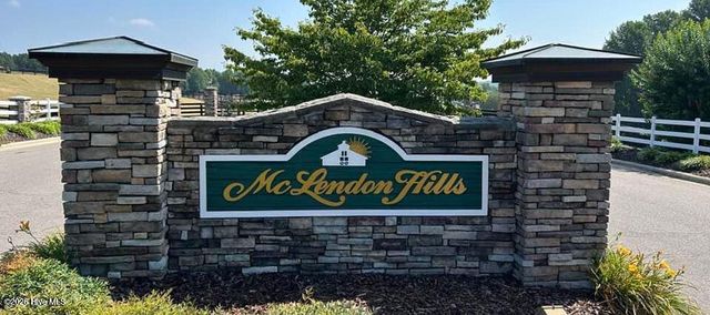 115 Rachels Point, West End, NC 27376