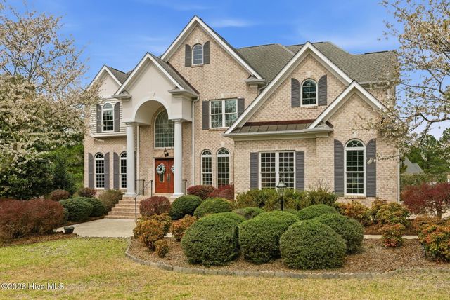 115 Rachels Point, West End, NC 27376