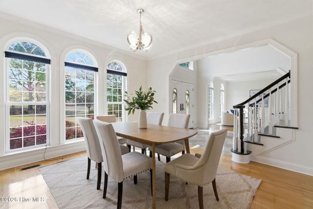 115 Rachels Point, West End, NC 27376