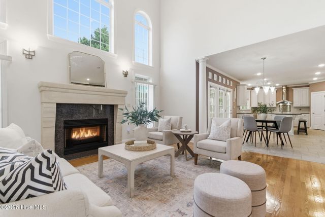 115 Rachels Point, West End, NC 27376