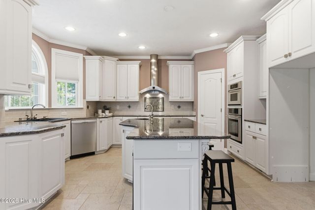 115 Rachels Point, West End, NC 27376