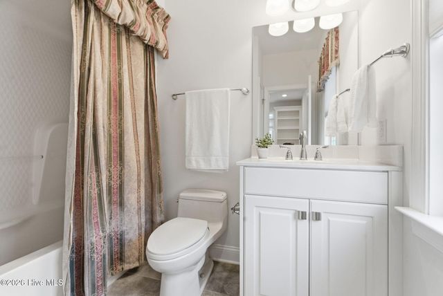 115 Rachels Point, West End, NC 27376