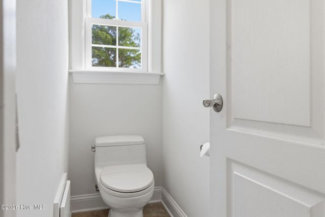 115 Rachels Point, West End, NC 27376