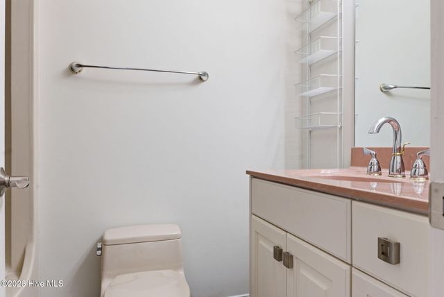 115 Rachels Point, West End, NC 27376