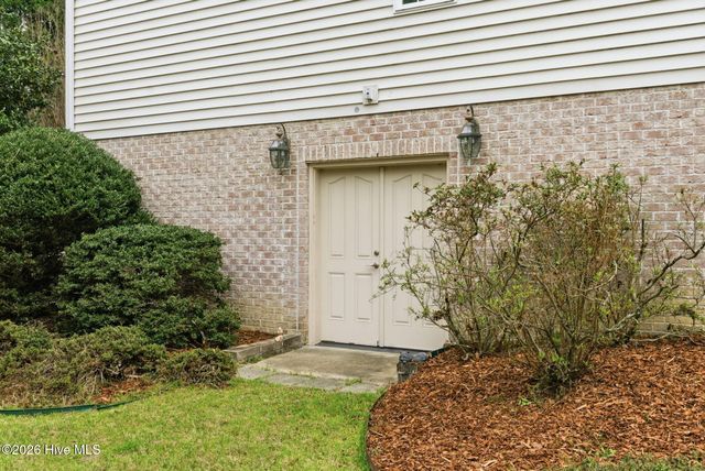 115 Rachels Point, West End, NC 27376