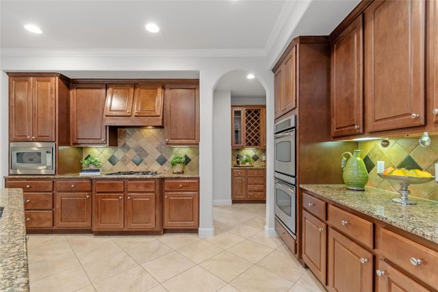 22 N Millsap Circle, The Woodlands, TX 77382