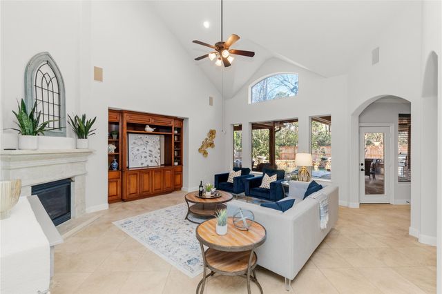 22 N Millsap Circle, The Woodlands, TX 77382