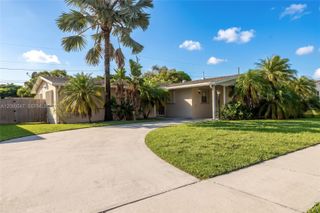 16020 SW 97th Court, Miami, FL 33157