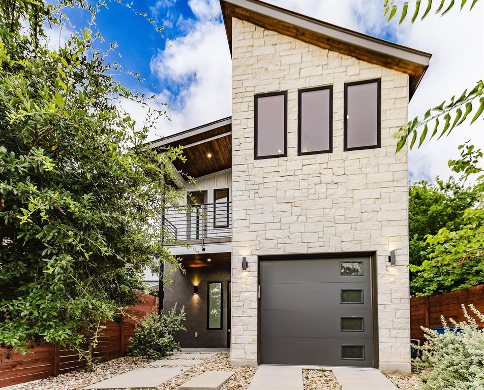 921 Walter ST 1, Austin, TX 78702