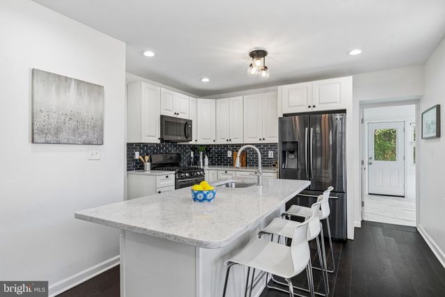 6829 CHEW AVE, Philadelphia, PA 19119