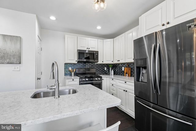 6829 CHEW AVE, Philadelphia, PA 19119