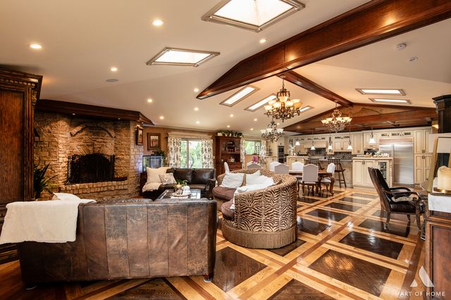 6N654 Harvey Road, Medinah, IL 60157