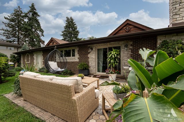 6N654 Harvey Road, Medinah, IL 60157