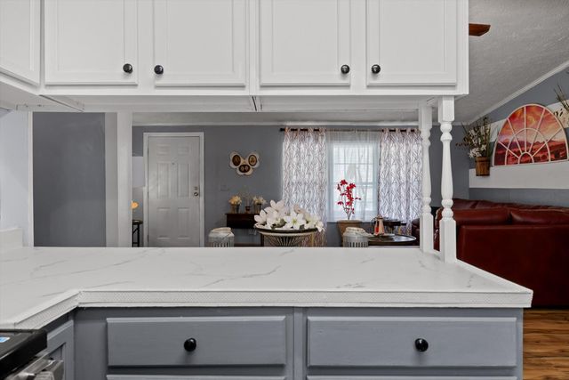 200 Lookout Tower Road NW, Charleston, TN 37310