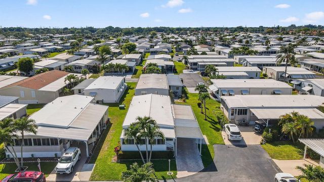 40008 Humaco Bay, Boynton Beach, FL 33436