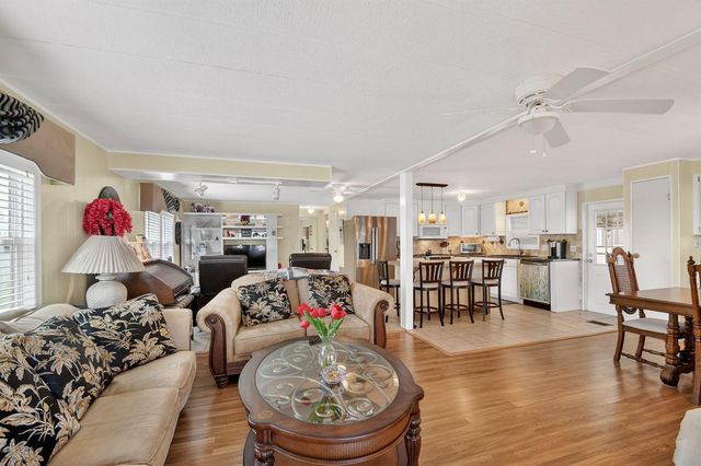 40008 Humaco Bay, Boynton Beach, FL 33436