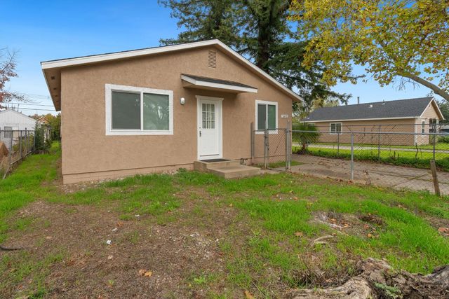3813 25th Ave, Sacramento, CA 95820