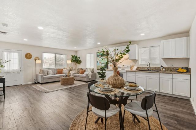 3813 25th Ave, Sacramento, CA 95820