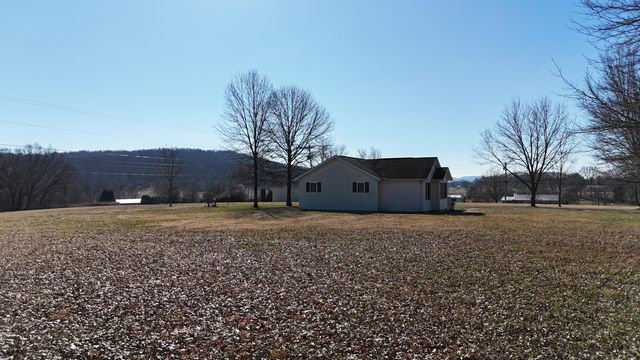 138 Bell Phipps Road, Monticello, KY 42633