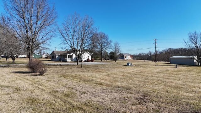 138 Bell Phipps Road, Monticello, KY 42633