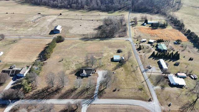 138 Bell Phipps Road, Monticello, KY 42633