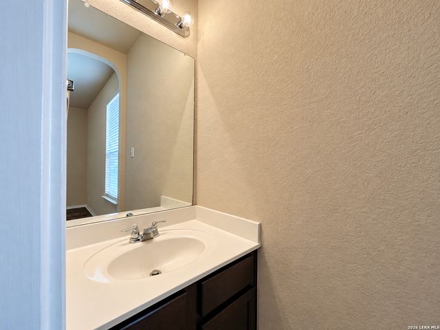 130 Golden Wren, San Antonio, TX 78253