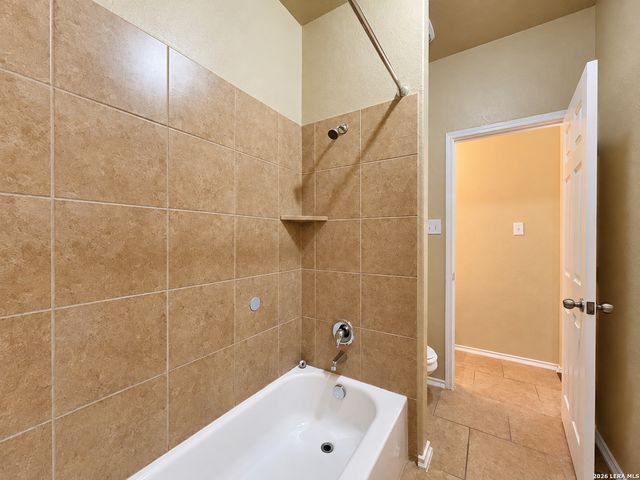 130 Golden Wren, San Antonio, TX 78253