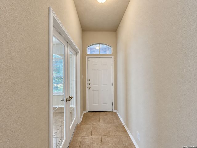 130 Golden Wren, San Antonio, TX 78253