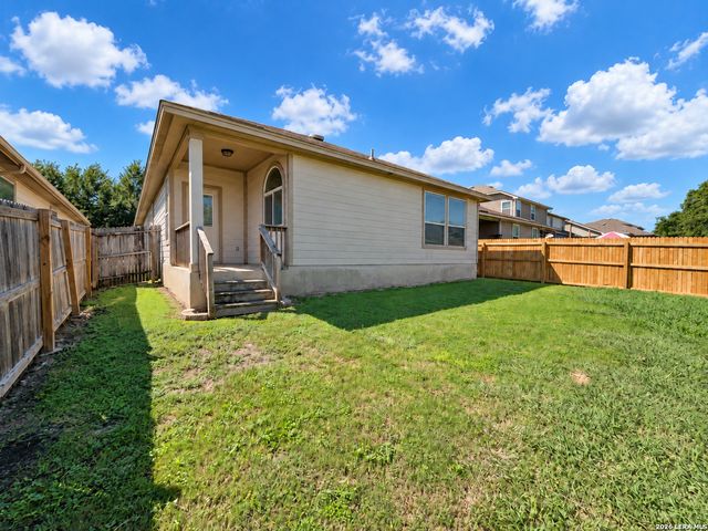 130 Golden Wren, San Antonio, TX 78253