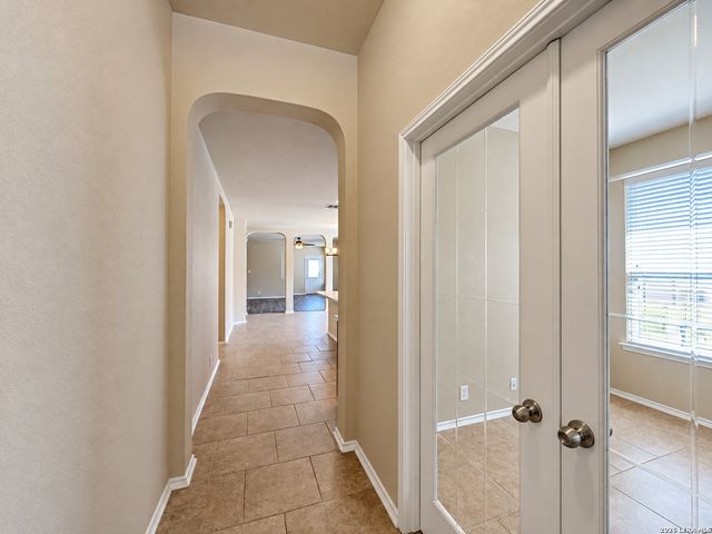 130 Golden Wren, San Antonio, TX 78253