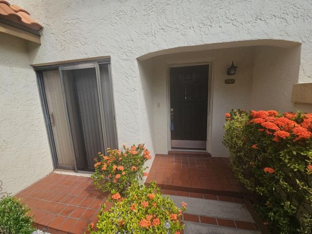 7757 La Mirada Drive, Boca Raton, FL 33433