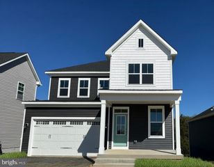 2486 SCOTCH BONNET DR, Winchester, VA 22603