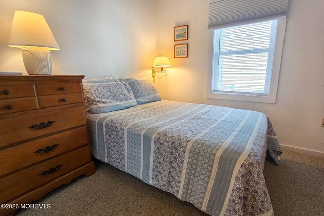 9 New York Avenue, Lavallette, NJ 08735
