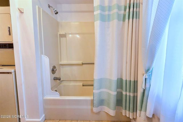 9 New York Avenue, Lavallette, NJ 08735