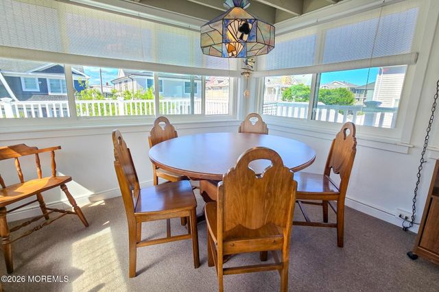 9 New York Avenue, Lavallette, NJ 08735