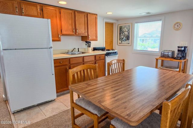 9 New York Avenue, Lavallette, NJ 08735