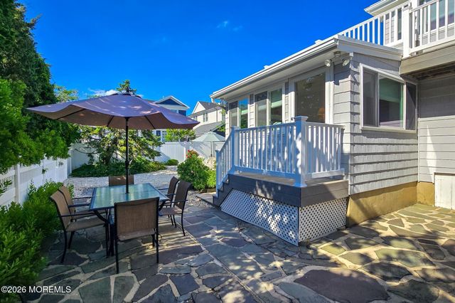 9 New York Avenue, Lavallette, NJ 08735
