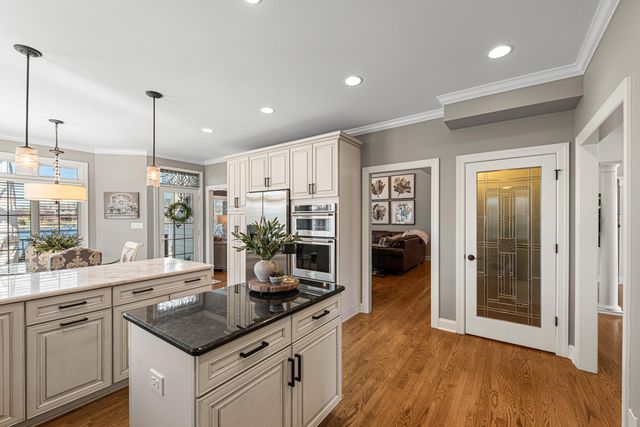 9020 Willow Lane, St. John, IN 46373