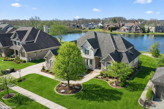 9020 Willow Lane, St. John, IN 46373