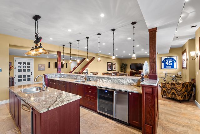 9020 Willow Lane, St. John, IN 46373