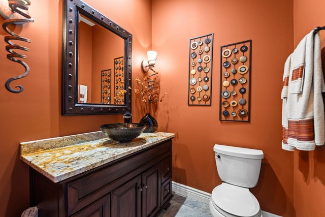 9020 Willow Lane, St. John, IN 46373