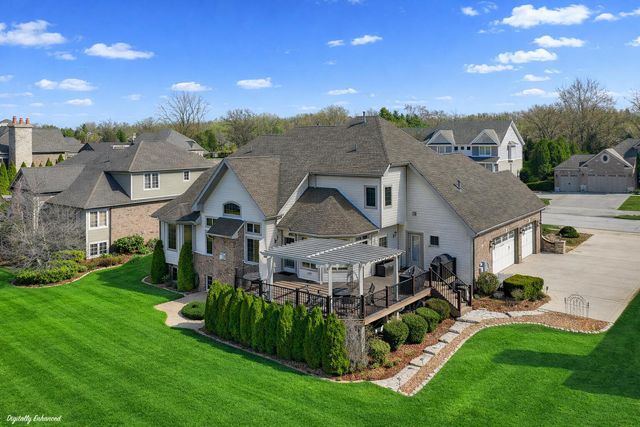 9020 Willow Lane, St. John, IN 46373