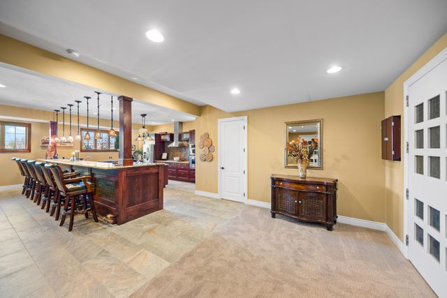 9020 Willow Lane, St. John, IN 46373