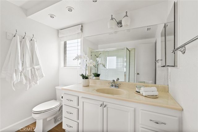365 Monte Vista Avenue, Costa Mesa, CA 92627
