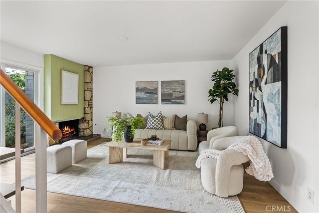 365 Monte Vista Avenue, Costa Mesa, CA 92627